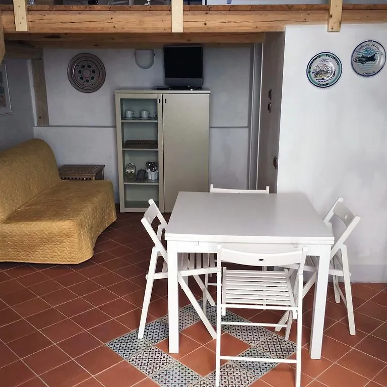 別荘 ホテルCasette Dei Pescatori Portopalo Di Capo Passero